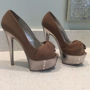 Steve Madden Moskow platform heels - size 7.5